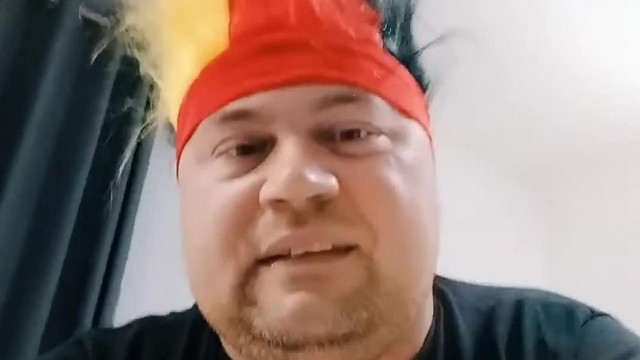 Segghülye MC Pityuka némít és bannol, ha valaki beírja neki, hogy: "Mizu?"