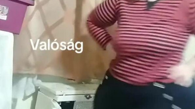 Bariadd egy plasztik ribihez hasonlítgatja kórosan elhízott, bálna testét