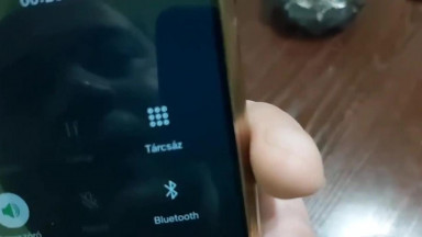 MC ISTI CSICSKA rendőrt hív mert köszöntek egy videóban neki