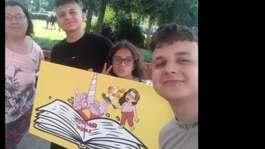 Bariadd: Mariann lapjai kép és Theshowk
