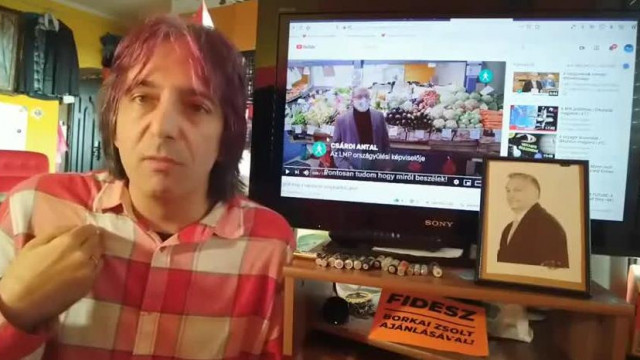 Molnár F Árpád leveri Orbán képét＂ez a szar＂(Eredeti)