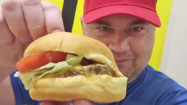 MC Hülyegyerek - Komoly hamburgerek vacsora