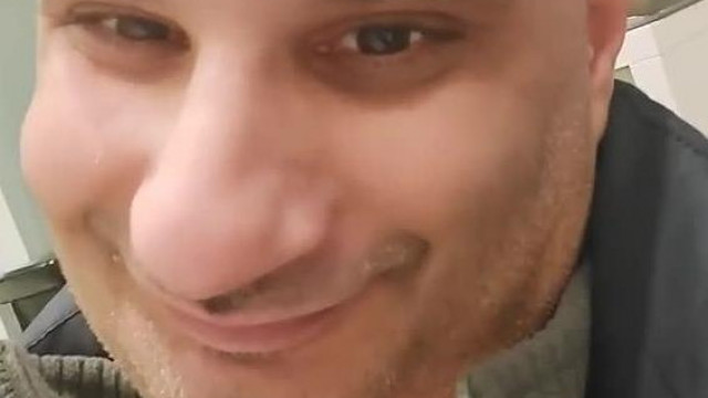 Baranyi Jo már banki utalással is udvarol a fiatal srácnak, csak találkozzon már vele
