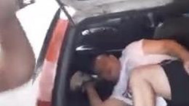 Benke a csomagtartóban 1