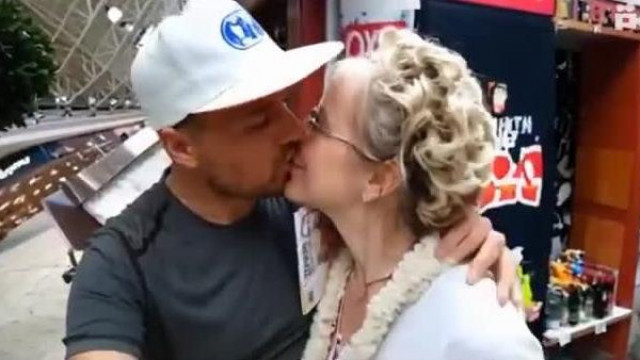 Pityuka és Poloska vad románca - A.I. paródia