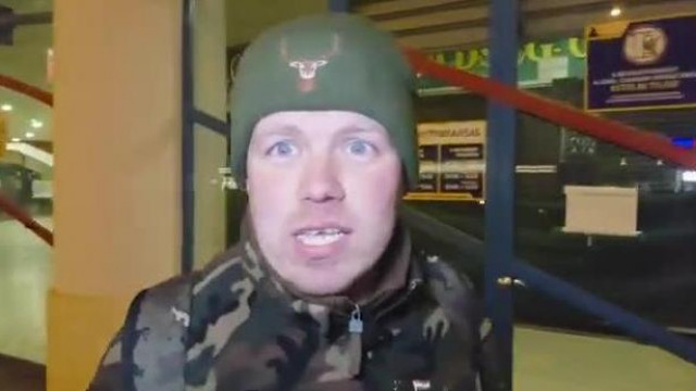 Koldustech humortalan jópofizással felutazott a Lehel térre pizzáért, de beszopta, mert elfogyott