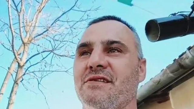Rémàlomfejű Koldus Mobilsz ismét a kutyát sem érdeklő politizálása: Be van sz@rva a Fidesz