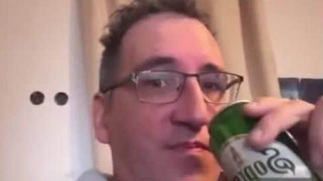 SoDI beismeri, hogy meztelen gyerekek képeit töltötte le a számítógépére(!)