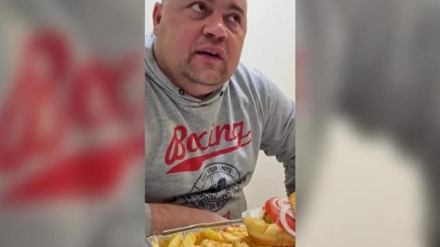 MC Gyógyós hülyegyerek új koldulási módszereket talált ki +kajaflex