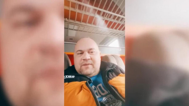 MC fületlen zsírgombóc - Szevasztok vonaton vagyok