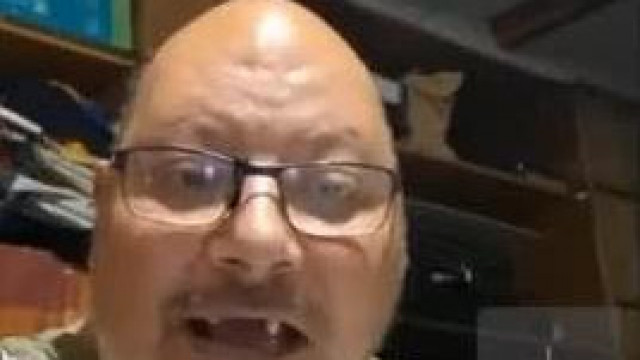Vadász Gyulát betámadja egy troll de a pedofilsimogató tiktok Zsófi megvédi 2024. Dec. 23.