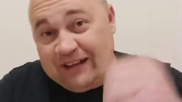 MC Kisegítős megint okosra kebápozta magát - Az időutazás