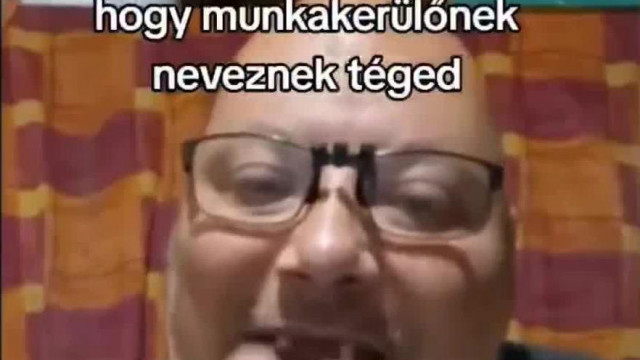 A nárcisztikus pedofil Tojás rájött, hogy azért utálják őt, mert irígyek rá.