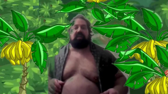 Retro Rucu Bá előadja a Banános Joe-t lógó mellekkel