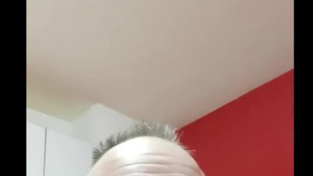 MC Kisegítős ismét megmutatja, hogy milyen szinten debil