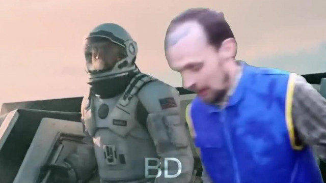 Bartos CS István felfedez egy távoli bolygót az interstellarban (Paródia: BD)