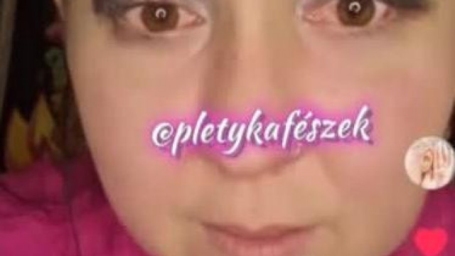 Szétmindenezett szemű, Mága Zoltán fejű Brigike atom gyűlölködése és gyerekezése