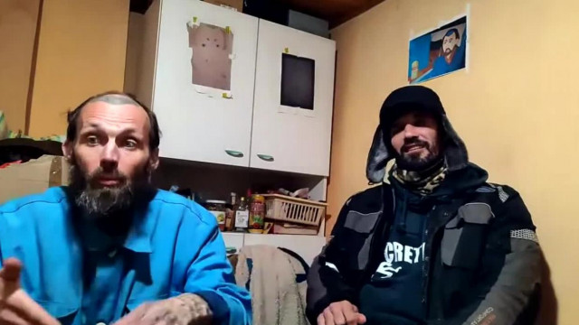 Bartost a kizökkenti a szerepéből a retardált Cretins Peti hajókürtje