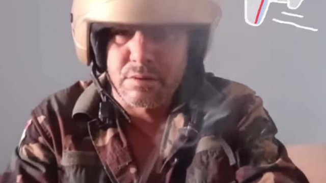 Békéssámson bohóca, Ádám Mobil top gun kiképzőset játszik