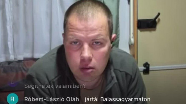 Koldustech Atkaszáj kitiltja a saját anyját a liveból (troll profil)