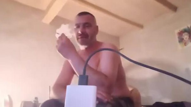 Edemsz balfaszul telefontöltő nézetre állított, bebaszós live #13 2025.05.25.