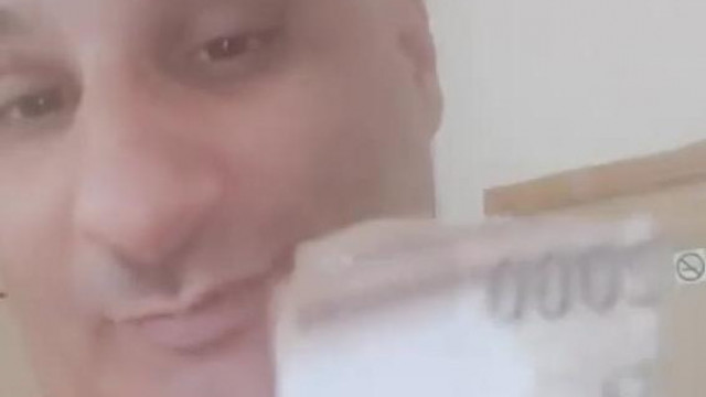 Baranyi Jo pénzzel csalogat: Ne tartsatok már tőlem, én tényleg nem vagyok rossz ember. Semmi hátsó szándék nincs.