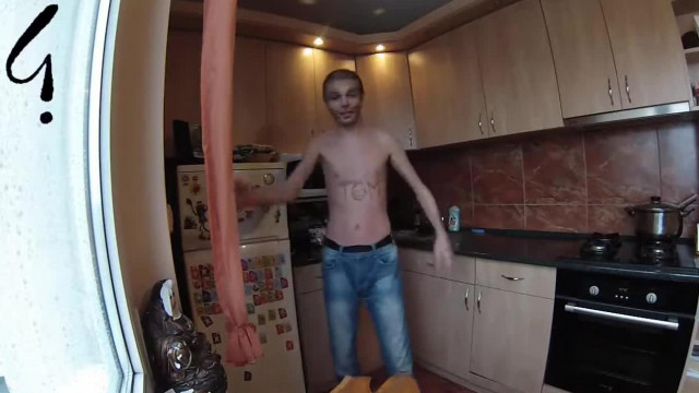 HErBY Retro macskagyűlöletes videója - Villamosszékbe tenné a macskákat, mert gyilkosok
