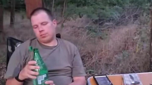 Outdoor Alex eladta a lakókocsit - Sátorban lakok Live!!!!