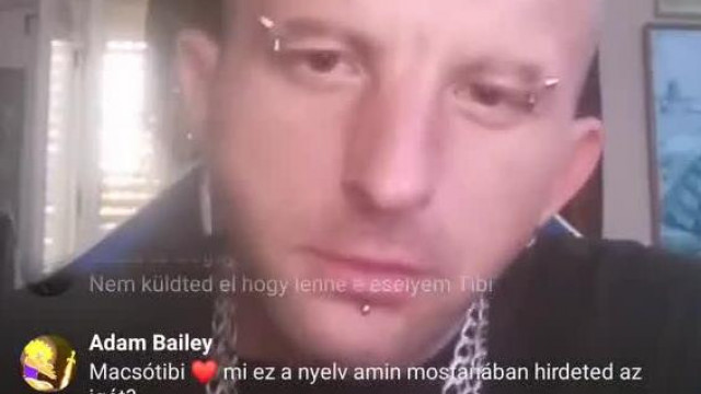 Beszédhibás, fogatlan, proli, nőverő Macsicska Tibi visszatérős, gyűlölködős, farok markolászós live
