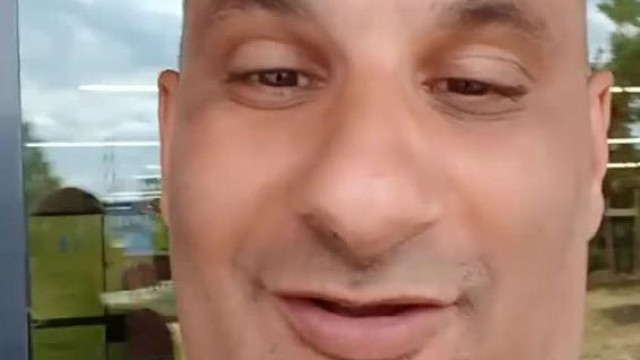 Baranyi Cukrosbácsi szívhez szóló szerelmi vallomása külföldre címezve