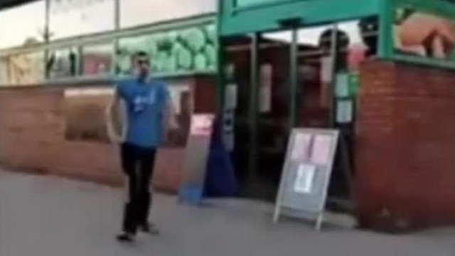 Termál Tomi még az utcán se hagyja békén Tar Sanyit (hosszabb verzió) - retro