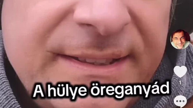 Kulturált Sab Kelemen egy tévesen őt hívó öregasszonynak: Rossz számot hívtál ember.
