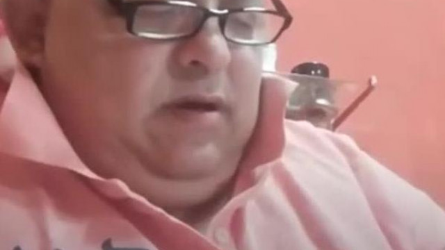 Tar Sanyit zaklatja a telefonbetyár