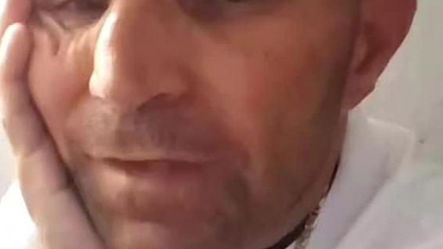 Kiskobold Sanyi elmenne kurvázni ha kifizetnék neki mert szerinte másoknak is kifizetik