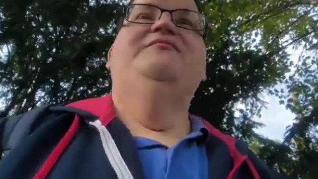 A Költekezés professzora Molnár Babakoca folytatja az unalmas vegyes témákat az utca vlogban -part2