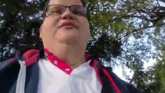 A Költekezés professzora Molnár Babakoca a rosszakaró munkatársairól beszél az unalmas utca vlogban -part4