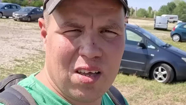 Koldustech sikertelen piacozása után bemutatja a kocsiját - Vége a piacnak avagy Monster truck!