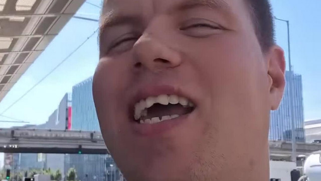 A becsületes fradista koldustech beszámolót tart, Storytime hogy mit nem történnek az emberrel!