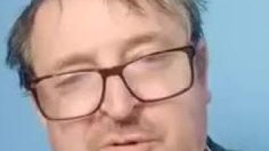 Zoli bá bebaszott mint az albán szamár