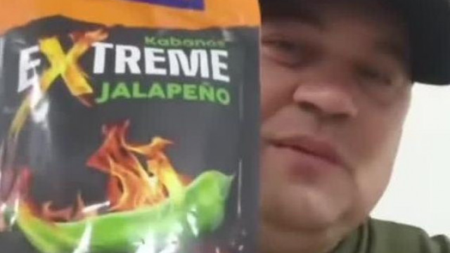 A Szellemileg Totàlkár Kancsal Dàkòkényi mèg a "Jalapeno" szòt sem tudja kiolvasni