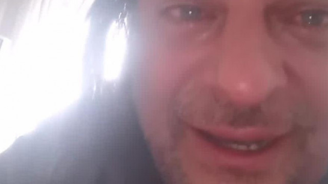 A drogos alkesz, Sab Kelemen ismét totál készen röhög (live részlet)