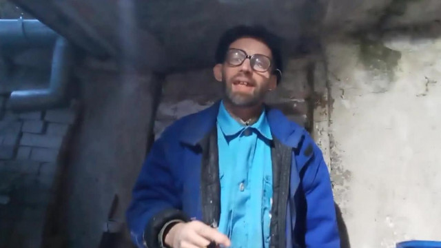 Bartos elmondja hogy a szőlőből bort fog csinálni és azt tavaszig fogja inni, de eddig is napi 1-2 sört megivott