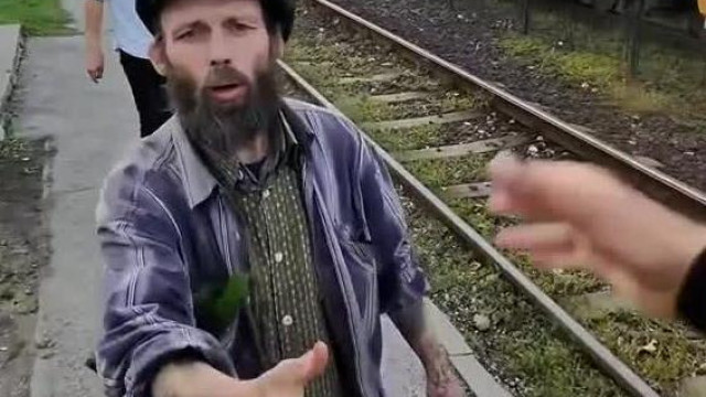 Retardfalvi beszédhibás találkozása Bartossal