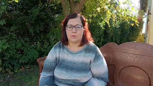 A kórosan elhízott Bariadd az anorexiás Herceg Erikát ikertestvérének tartja, majd a fogyását kezdi el elemezni