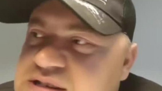 A megkeseredett Kancsal Malac szerint Selim Etkar megparancsolta a trolloknak hogy takarítsàk el