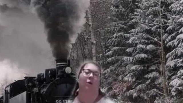 A táncoló vízágy Bariadd kormánykritikus valagrázása