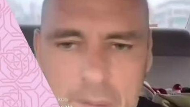 A Thaiföldre menekült PedòPatkàny Sztív verèst ígèr a Maugli Szolga Thai csajànak a hotelbe visszaèrve
