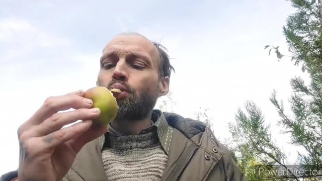 Bartos kontroll után jelentkezik!