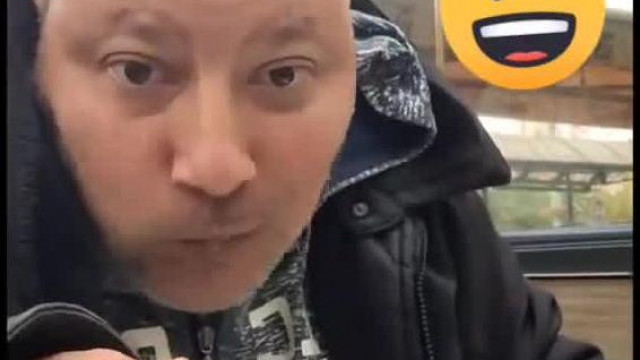 Vadász gyula gyrost eszik Debrecenben és kap egy ingyen baklavát is