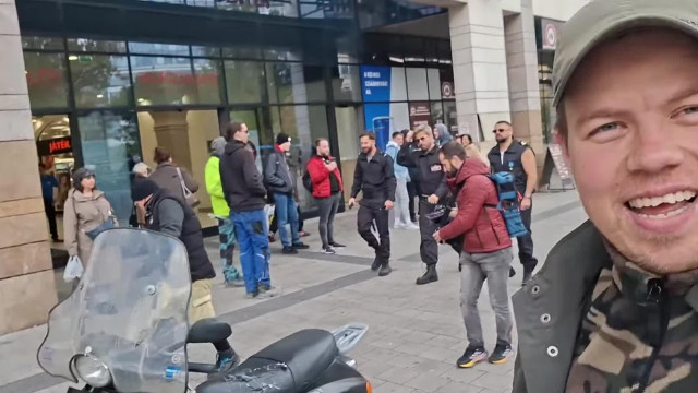Munkát nem ismerő koldustech alex a nyugatinál lófrál - Sebestyén balázsék a nyugati pályaudvarnál Most Wanted hajsz
